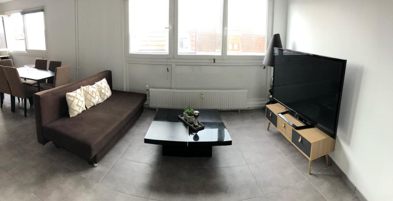 Bel Appartement Cosy Tres Calme Avec Parking Prive Templemars Extérieur photo